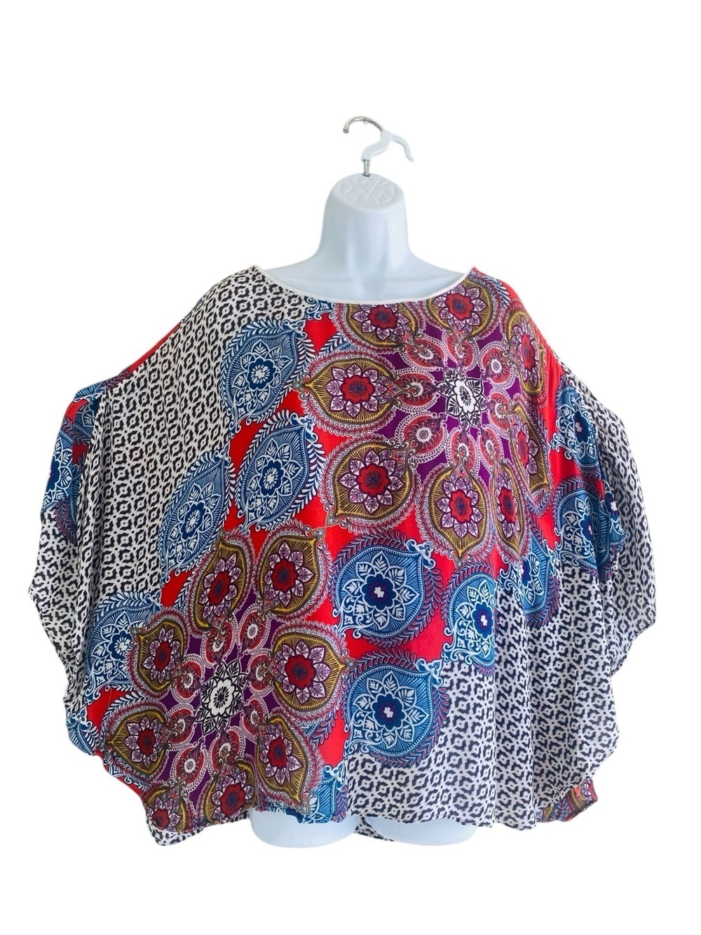 Chico’s Exotic Medallion Print Poncho Split Sleeve Top Size L/XL